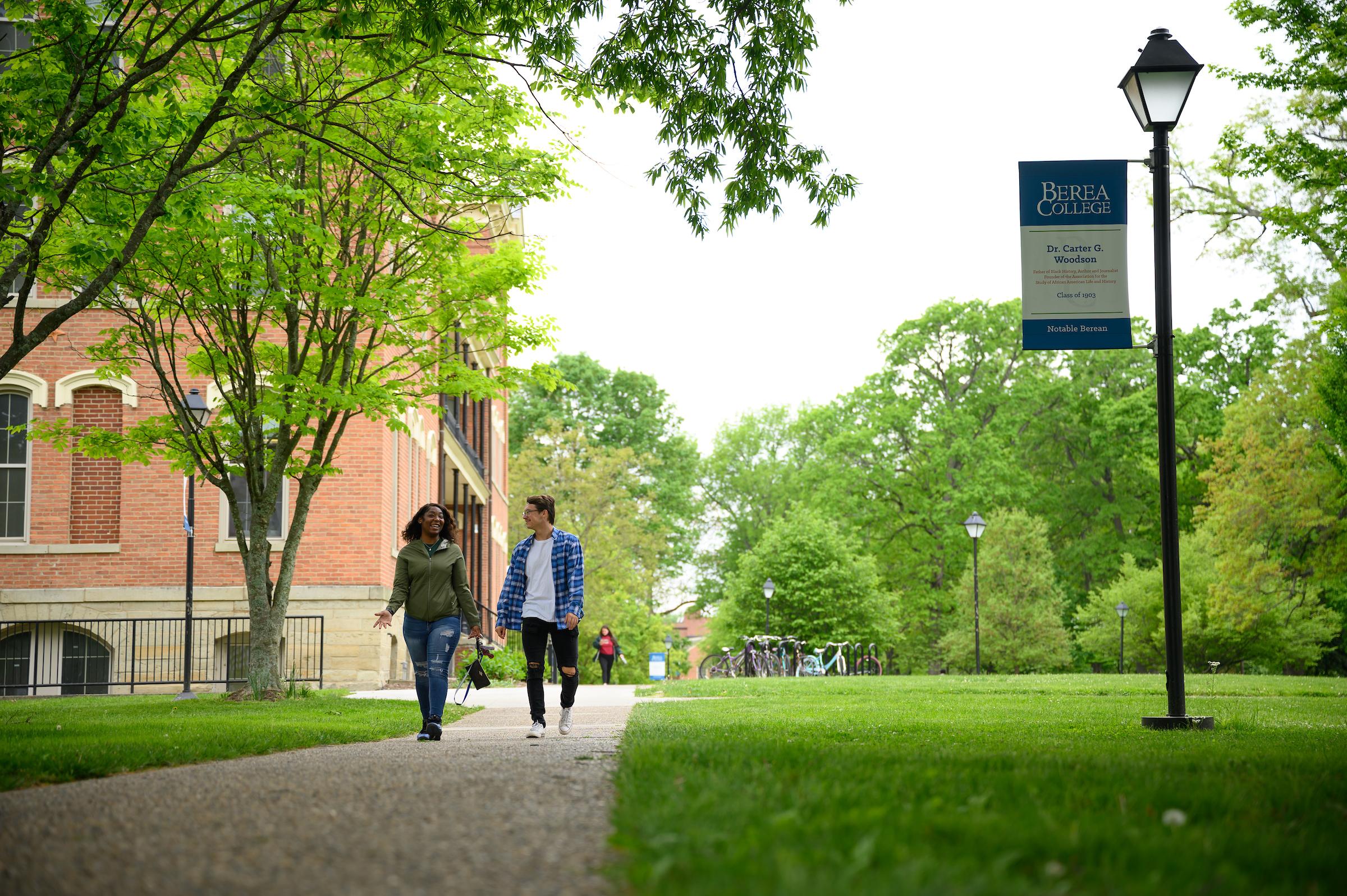 Students walk across campus at Berea College